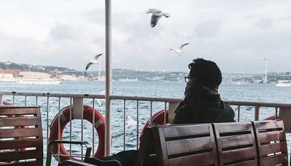 爱游戏下载_ 教练与选手的默契互动：成功背后的合力，爱游戏唯一官网