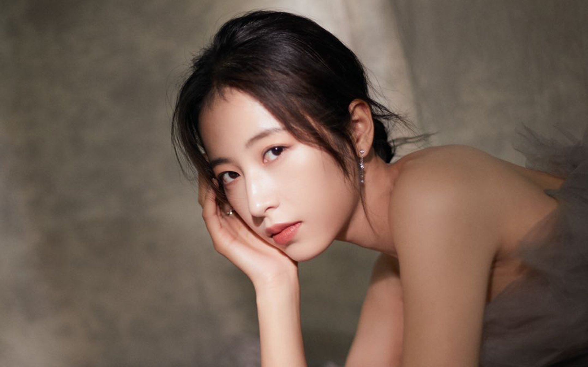 世界杯预选赛开打，C罗帽子戏法助葡萄牙狂胜对手，葡萄牙世界杯c罗进球视频