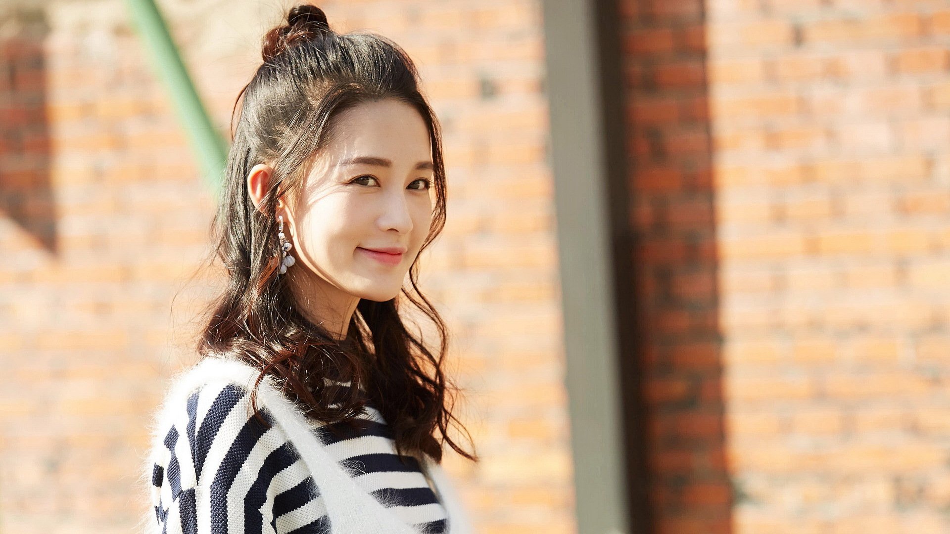 英超青训营教练员换位体验提升术科教学效率，英超教练团队的构成