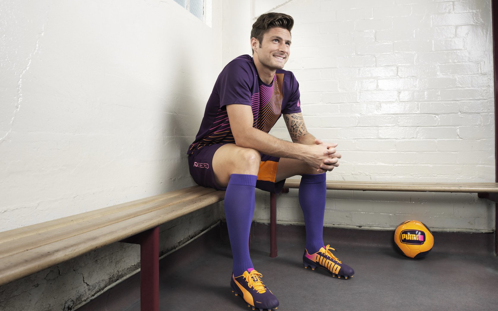 逆风而行:那些逆境中崛起的赫赫车手